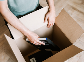 Expert packing and unpacking moving services